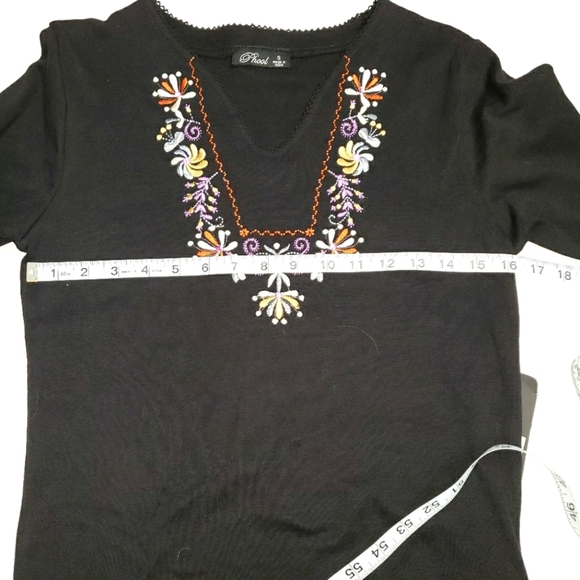 PHOOL Beautifully Embroidered Top Sz Sm - Picture 5 of 7